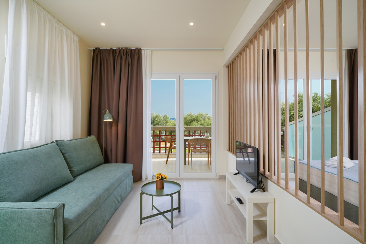 One Bedroor Apartment Upper Floor